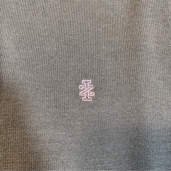 Izod Quarter Zip Green Pullover - Picture 6 of 9